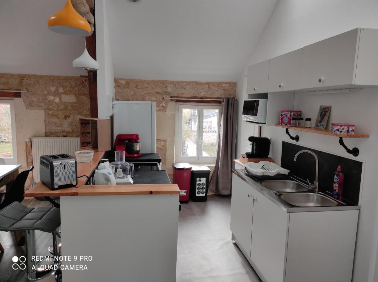 L'Entre Deux Vignes Bed & Breakfast Brizambourg ภายนอก รูปภาพ