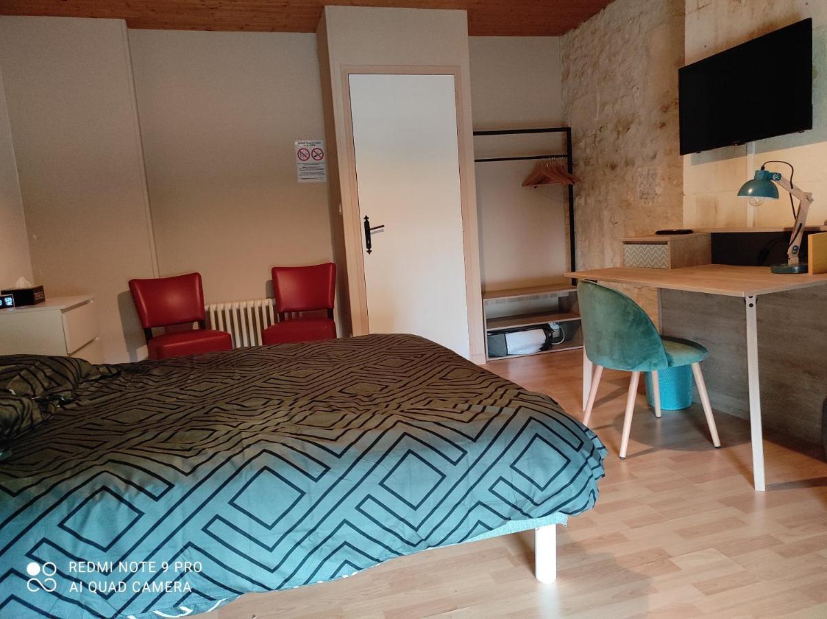 L'Entre Deux Vignes Bed & Breakfast Brizambourg ภายนอก รูปภาพ