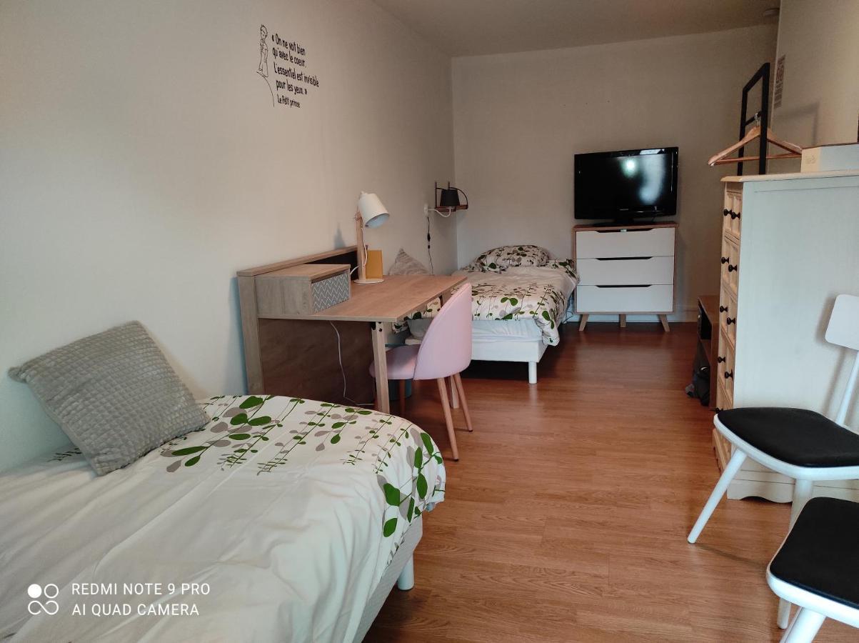 L'Entre Deux Vignes Bed & Breakfast Brizambourg ภายนอก รูปภาพ
