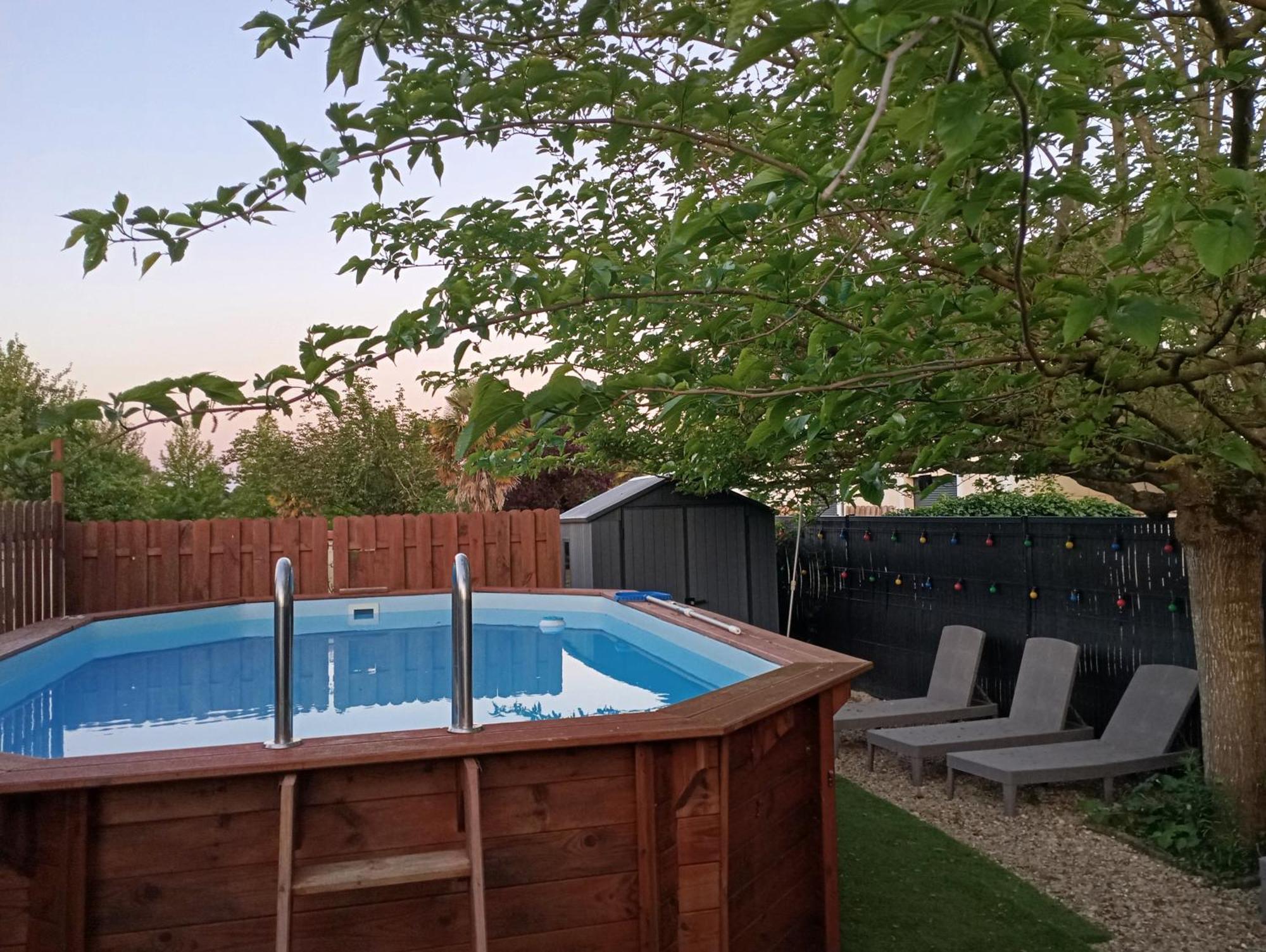L'Entre Deux Vignes Bed & Breakfast Brizambourg ภายนอก รูปภาพ